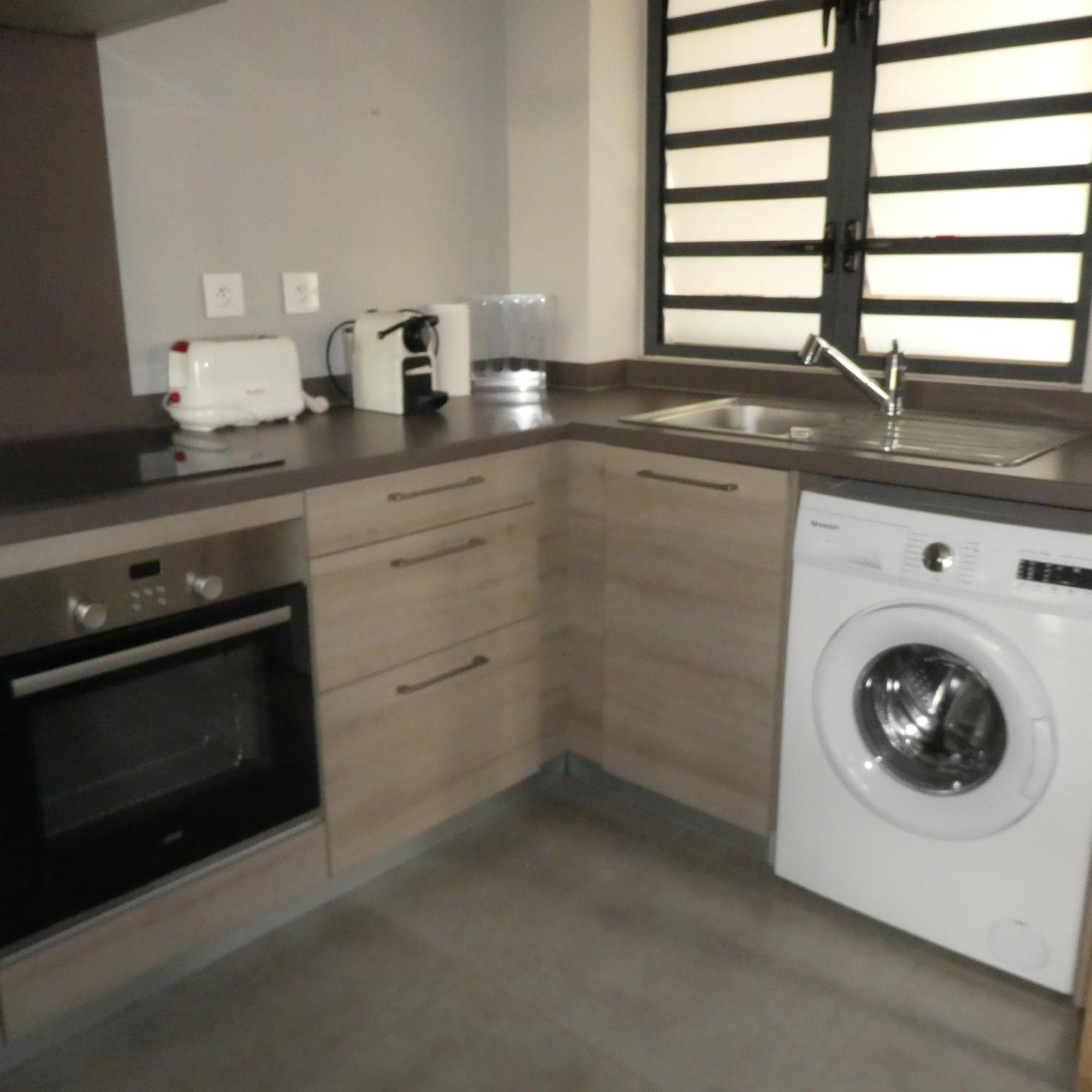 Appartement Le Dauphin Du Lagon Bleu - Plages De Mont Choisy Et De Trou Aux Biches กรองด์เบย์ ภายนอก รูปภาพ